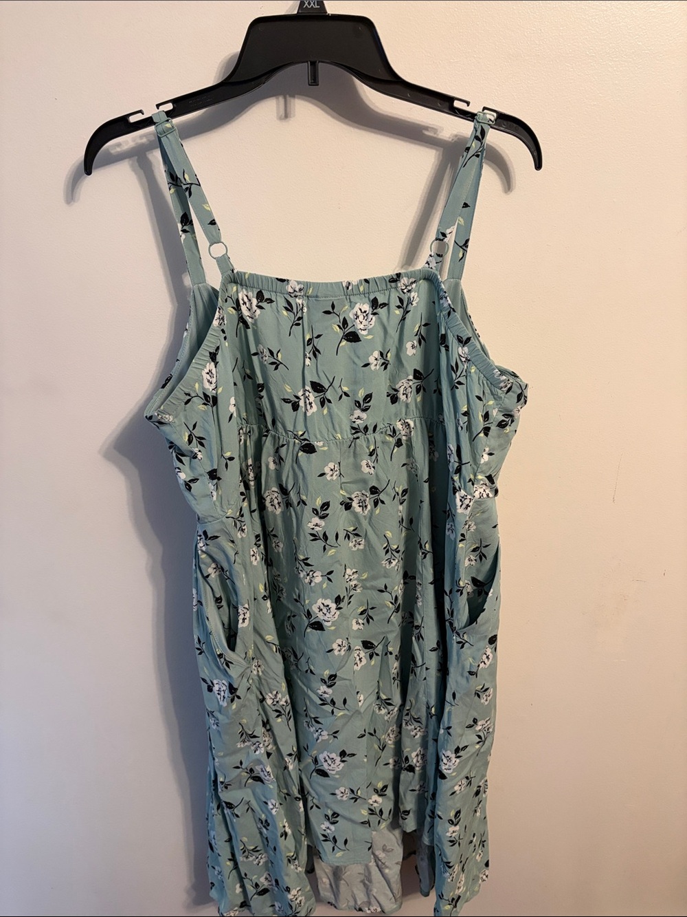 Bundle—Torrid Floral Skater Dresses in Mint and Charcoal - Picture 5 of 9